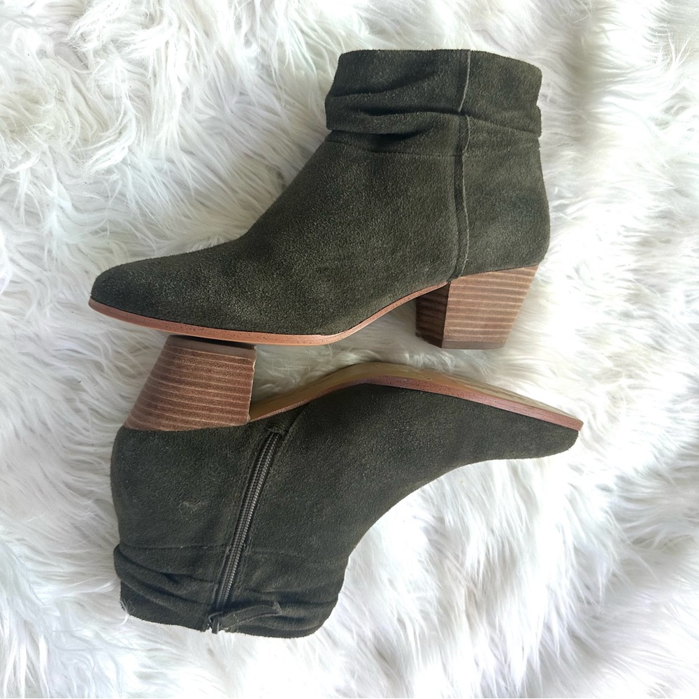 Violet & Red women's Cupid Suede Bootie Olive Size 9 - Picture 2 of 7